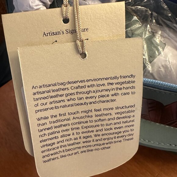 Hand-Painted Anuschka Leather Shoulder Bag With Butterfly & Hydrangea Design NWT - Picture 9 of 10